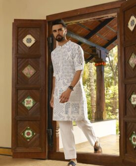 Men White Bandhani Printed Kurta with Trousers